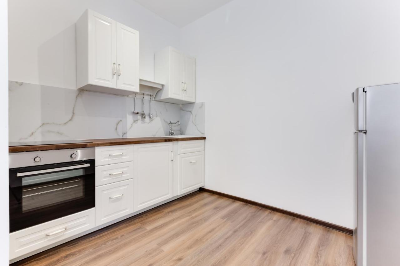 Free Days Luxury Apartment Praga Exterior foto